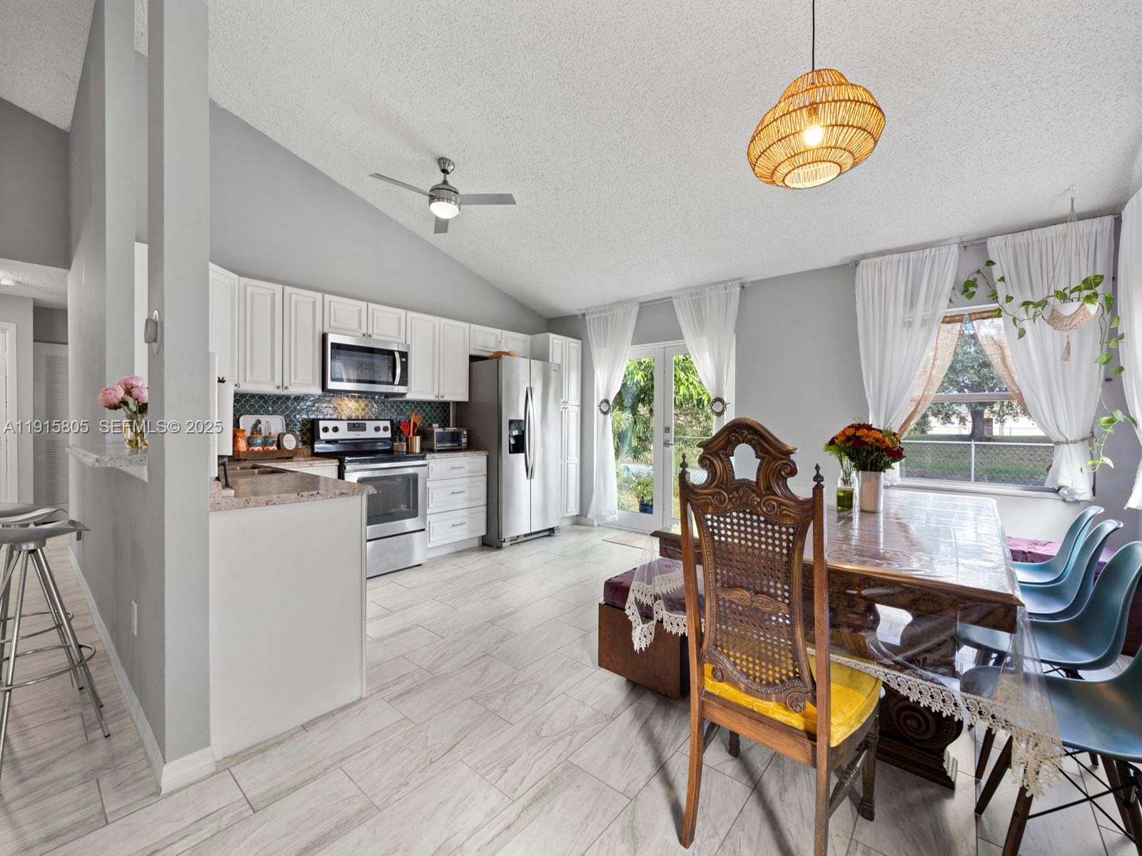 1431 SW 85th Avenue — photo 9