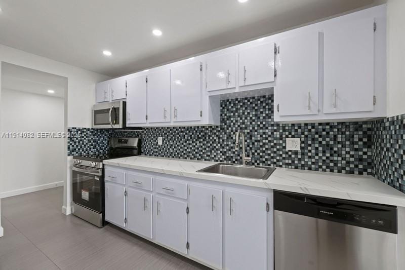 4174 Inverrary Drive 902 — photo 2