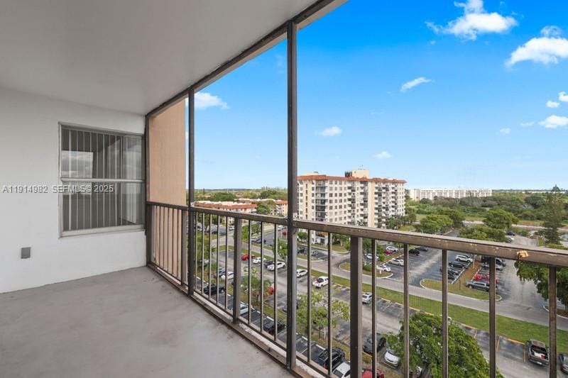 4174 Inverrary Drive 902 — photo 4