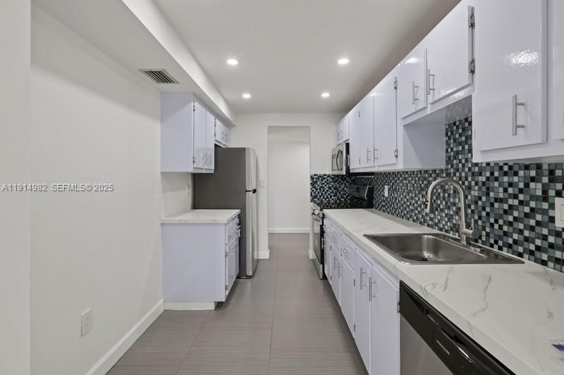 4174 Inverrary Drive 902, Lauderhill, FL 33319, Lauderhill