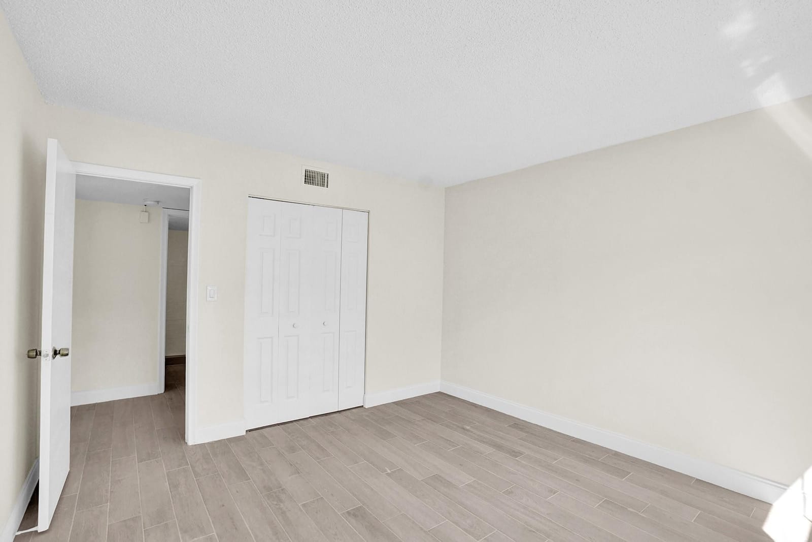 3115 Oakland Shores Drive E109, Oakland Park, FL 33309 photo 13