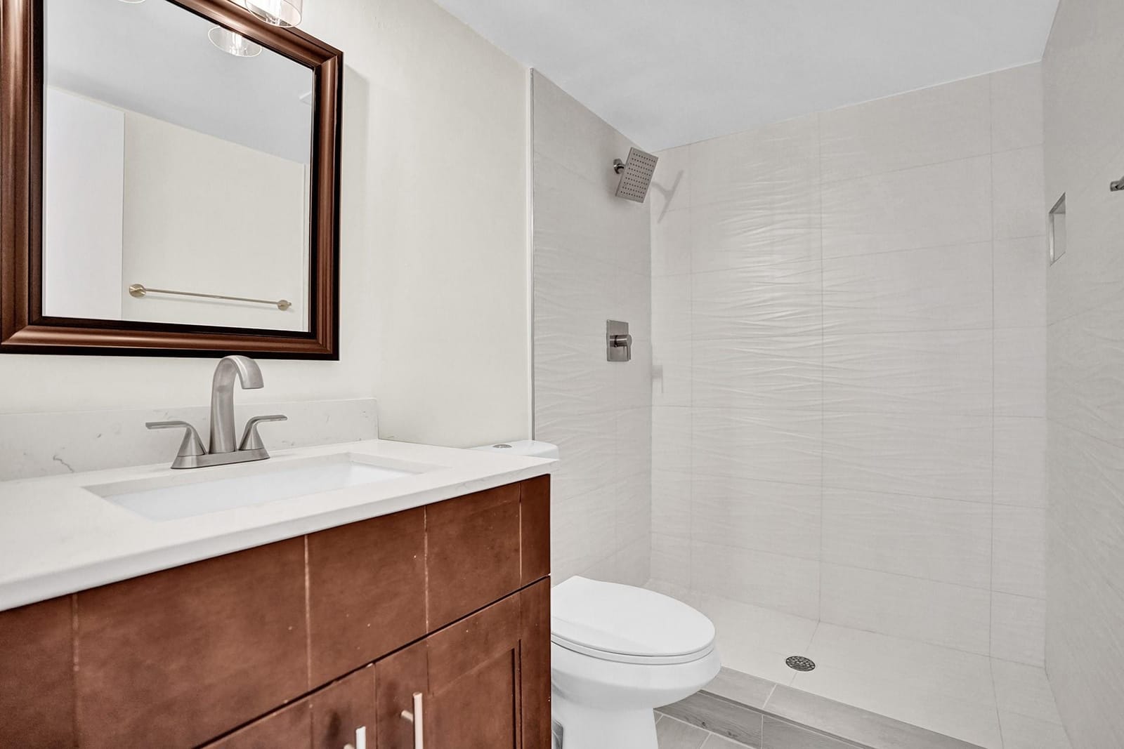 3115 Oakland Shores Drive E109 — photo 8