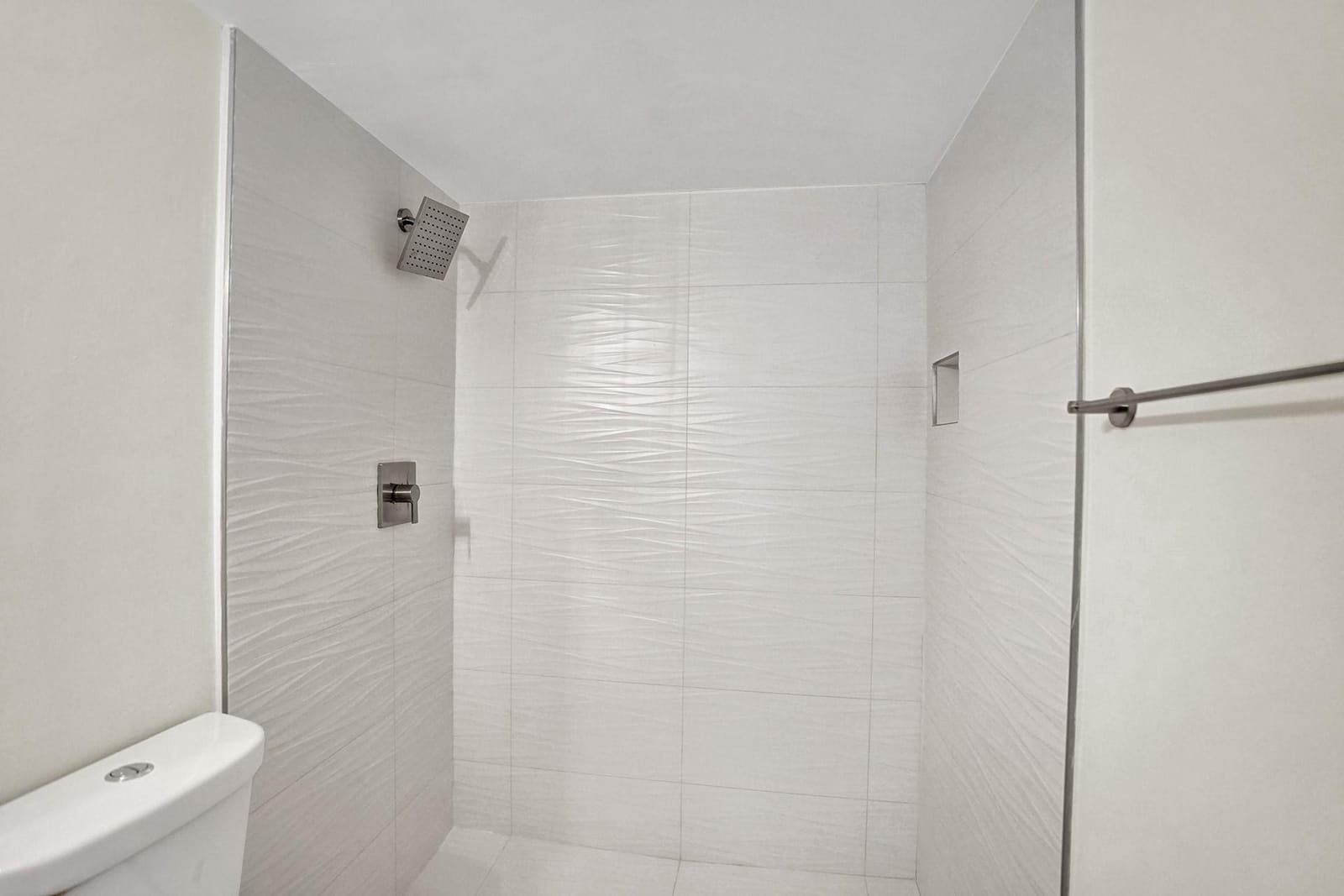 3115 Oakland Shores Drive E109 — photo 10