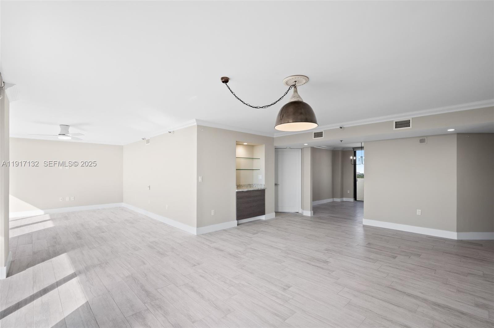 441 Valencia Avenue 1201 — photo 11