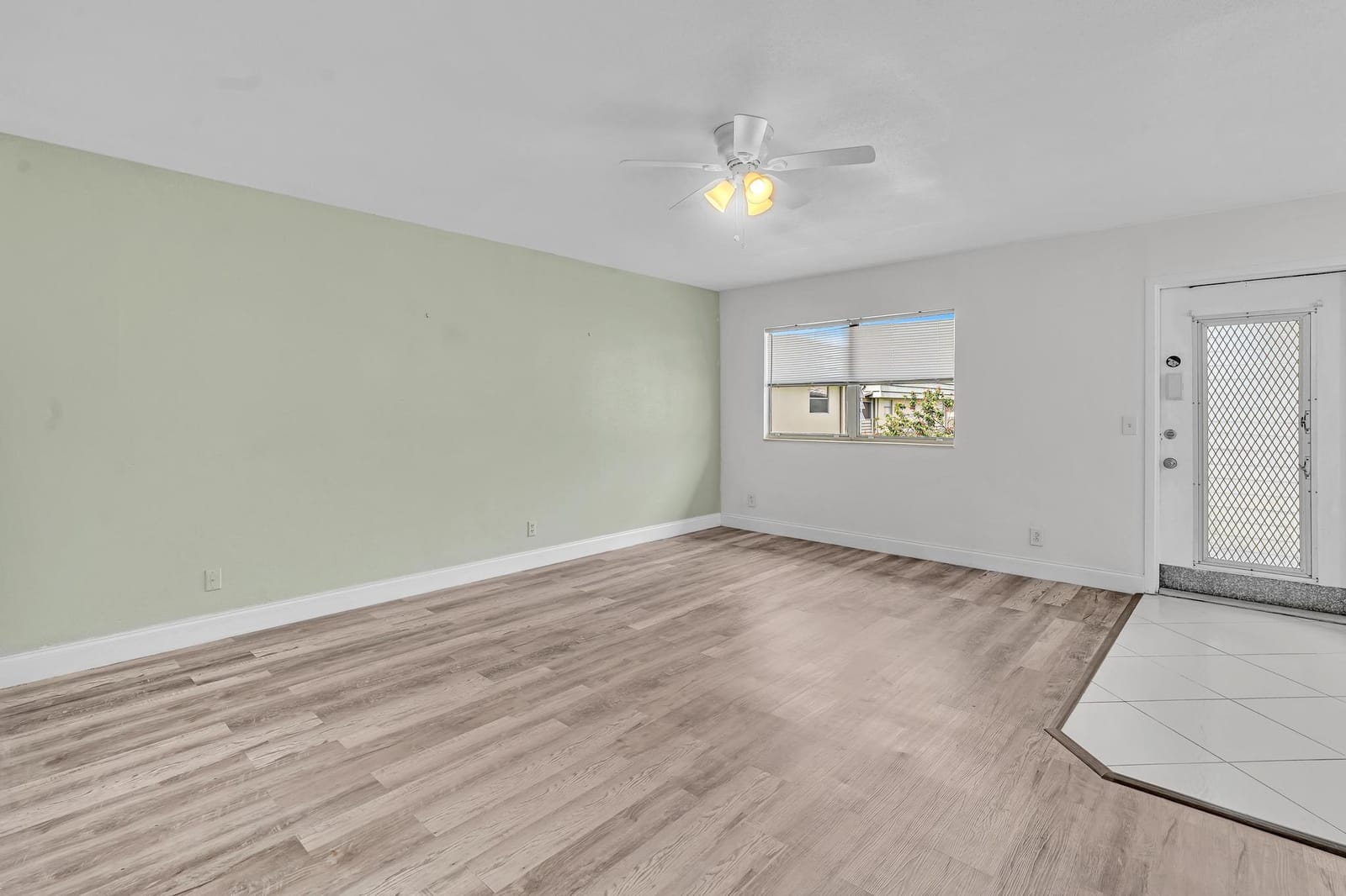 365 Flanders H, Delray Beach, FL 33484 photo 17