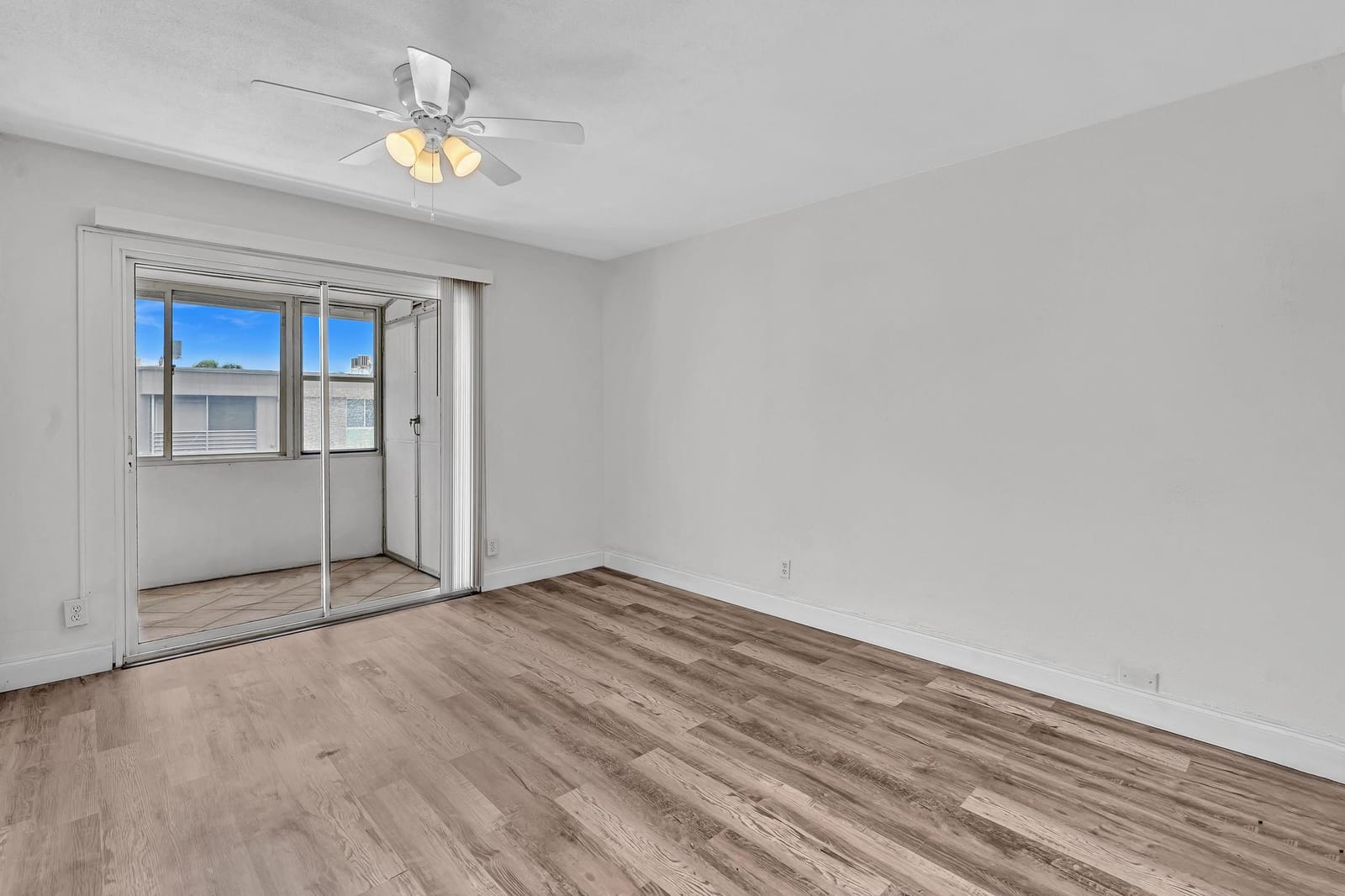 365 Flanders H, Delray Beach, FL 33484 photo 22