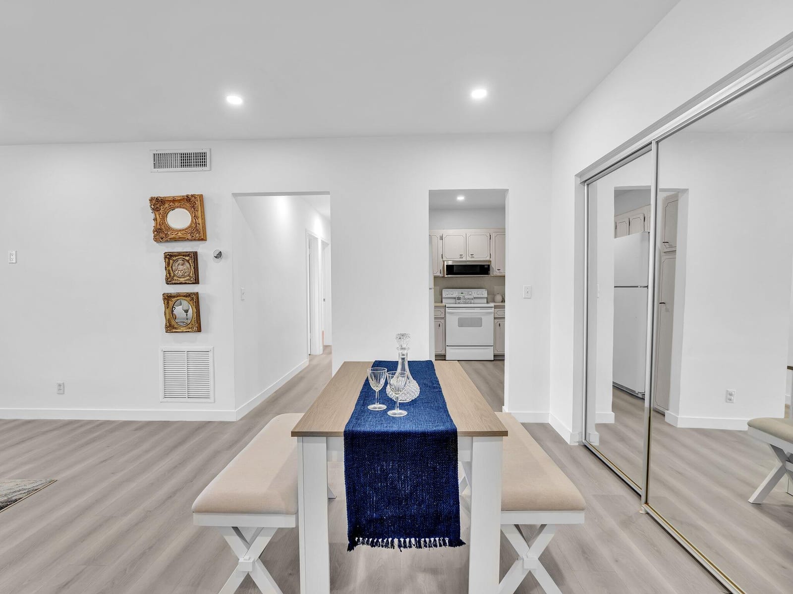 330 S Cypress Road 628 — photo 4