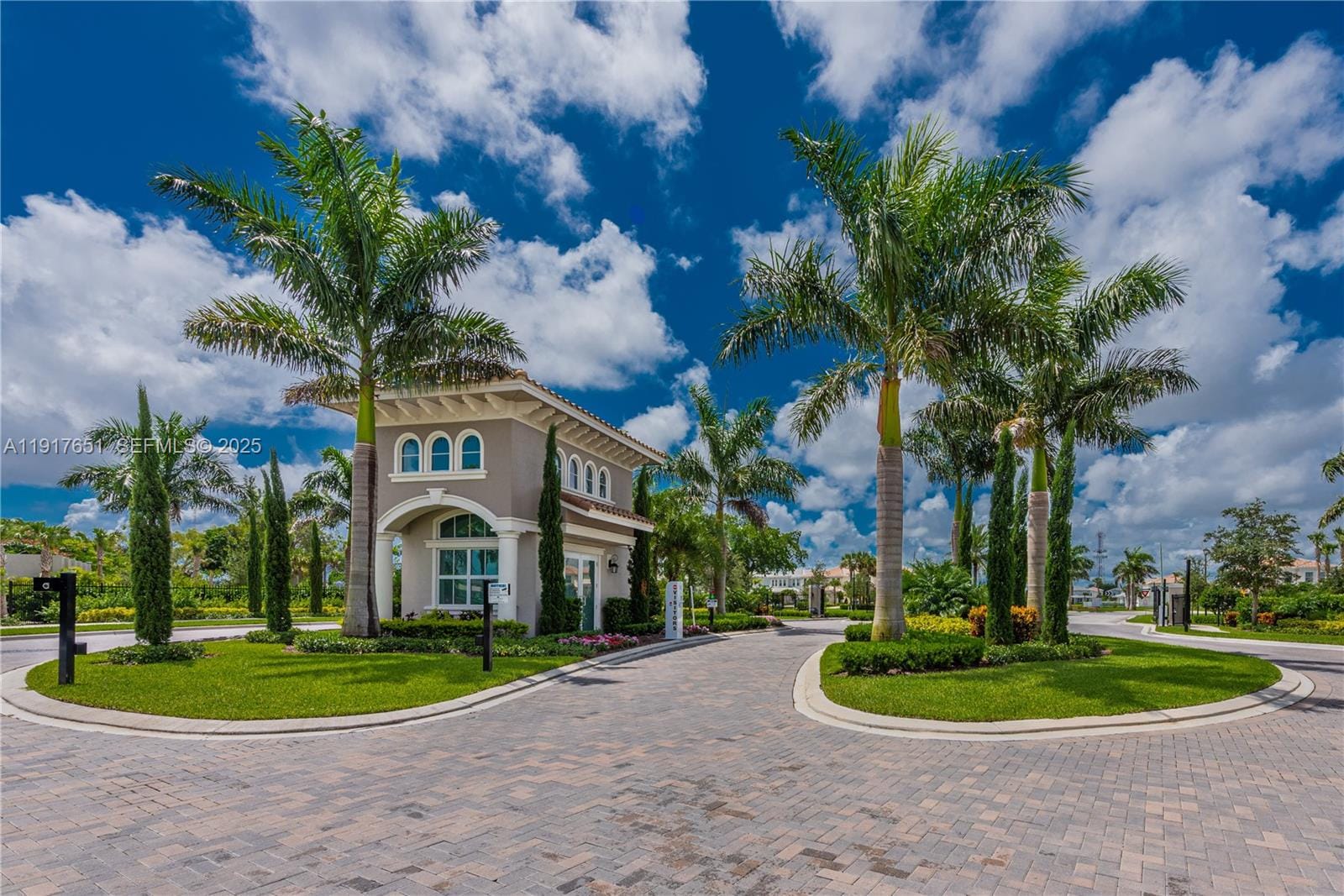 4974 Greenway Drive, Hollywood, FL 33021 photo 2
