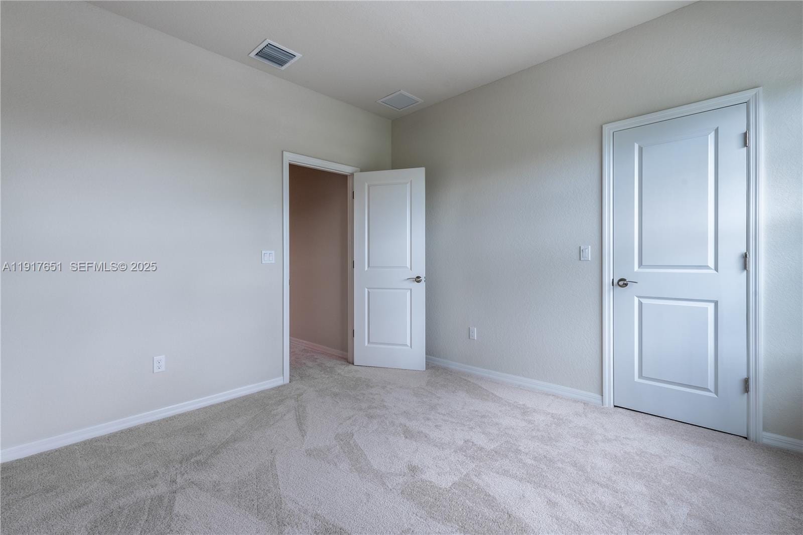 4974 Greenway Drive, Hollywood, FL 33021 photo 18