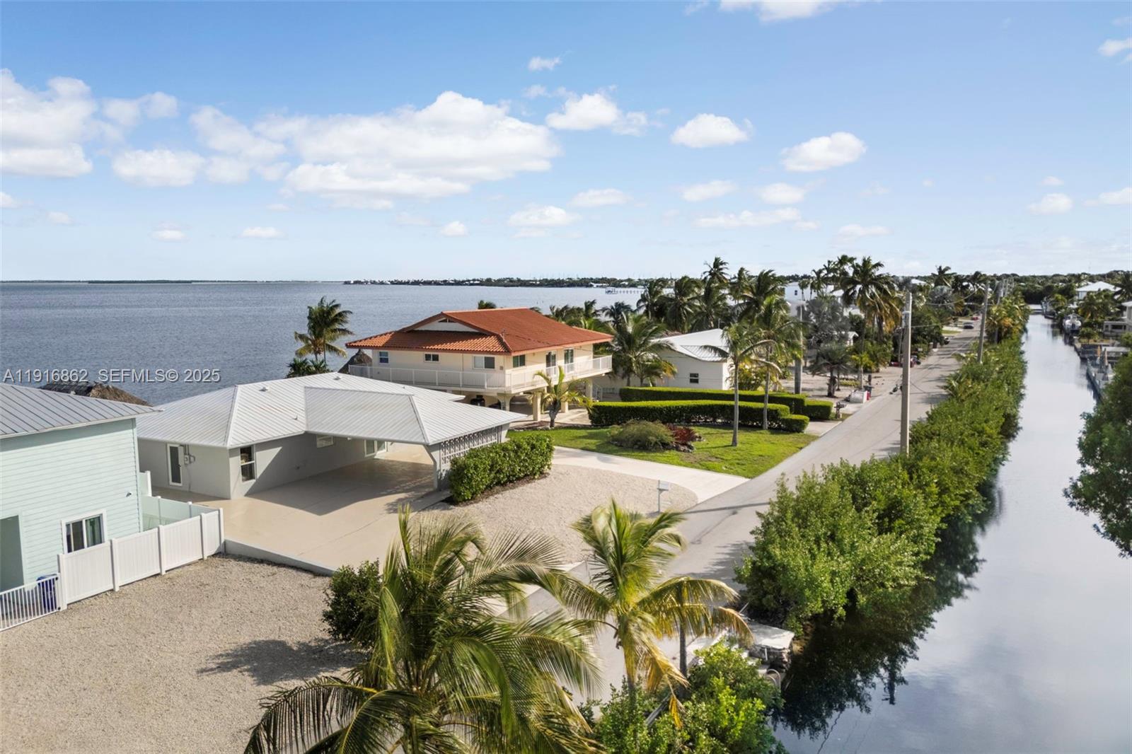 1733 Sunrise Drive, Big Pine Key, FL 33043 photo 2