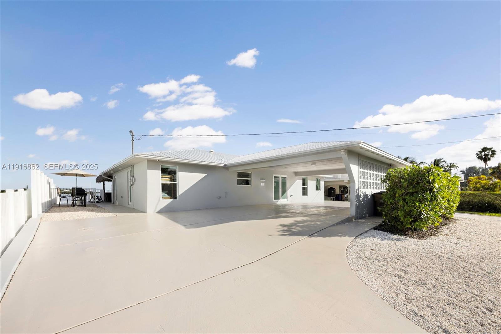 1733 Sunrise Drive, Big Pine Key, FL 33043 photo 3