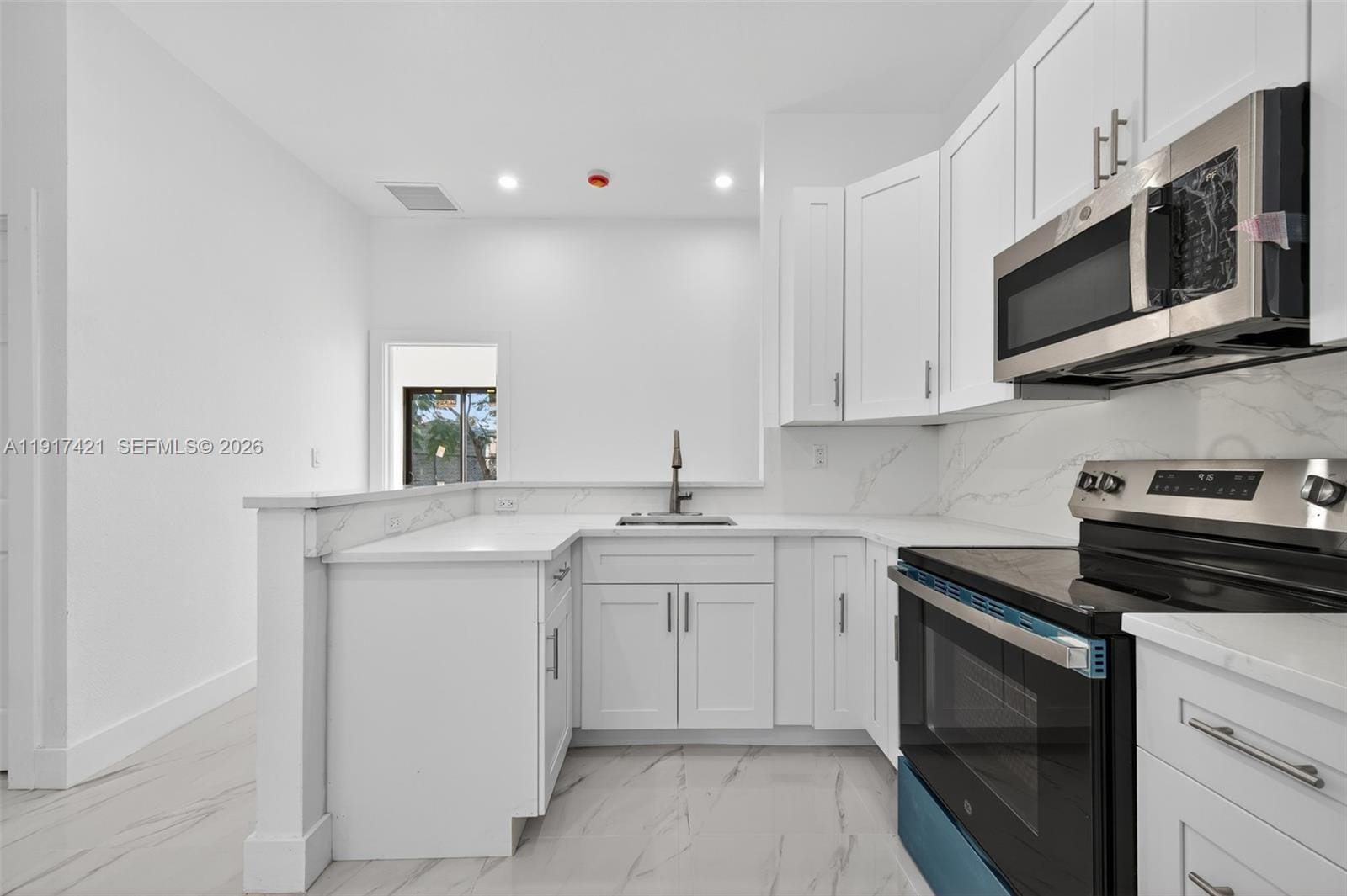 2250 NW 7th Court, Fort Lauderdale, FL 33311 photo 9