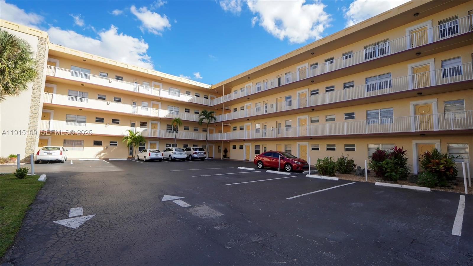 3940 NW 42nd Avenue 215, Lauderdale Lakes, FL 33319, Lauderdale Lakes