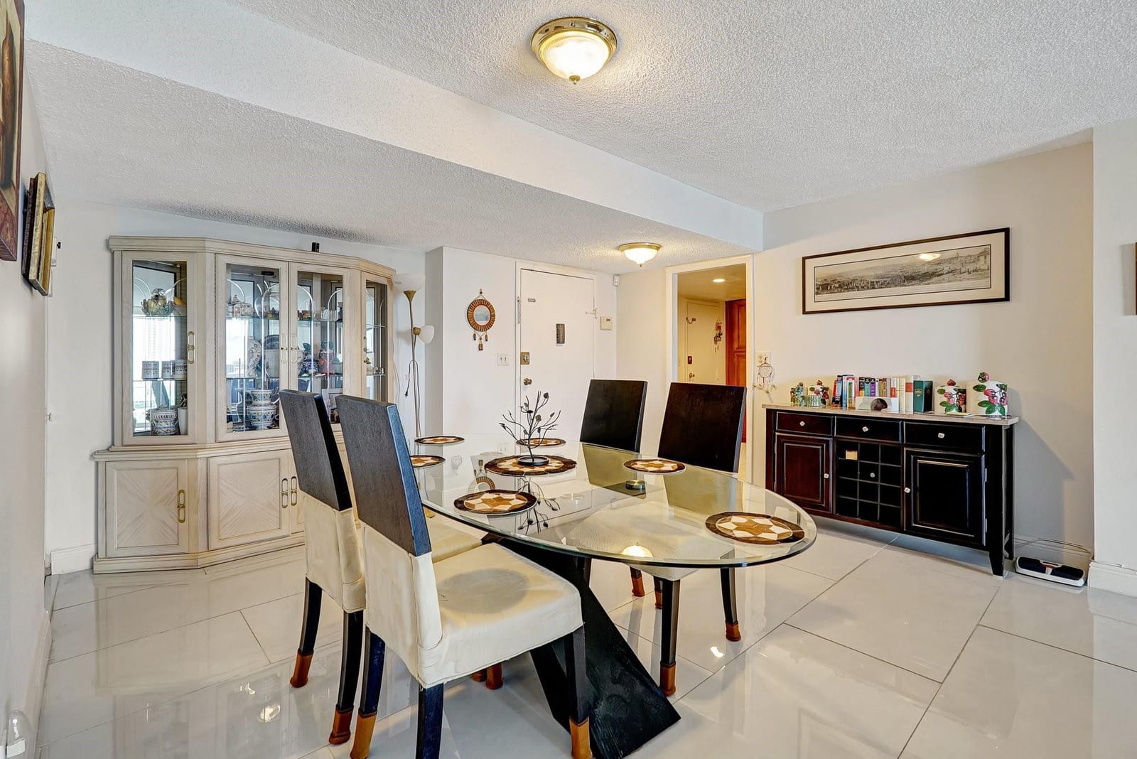 437 Golden Isles Drive 15G, Hallandale Beach, FL 33009 photo 13