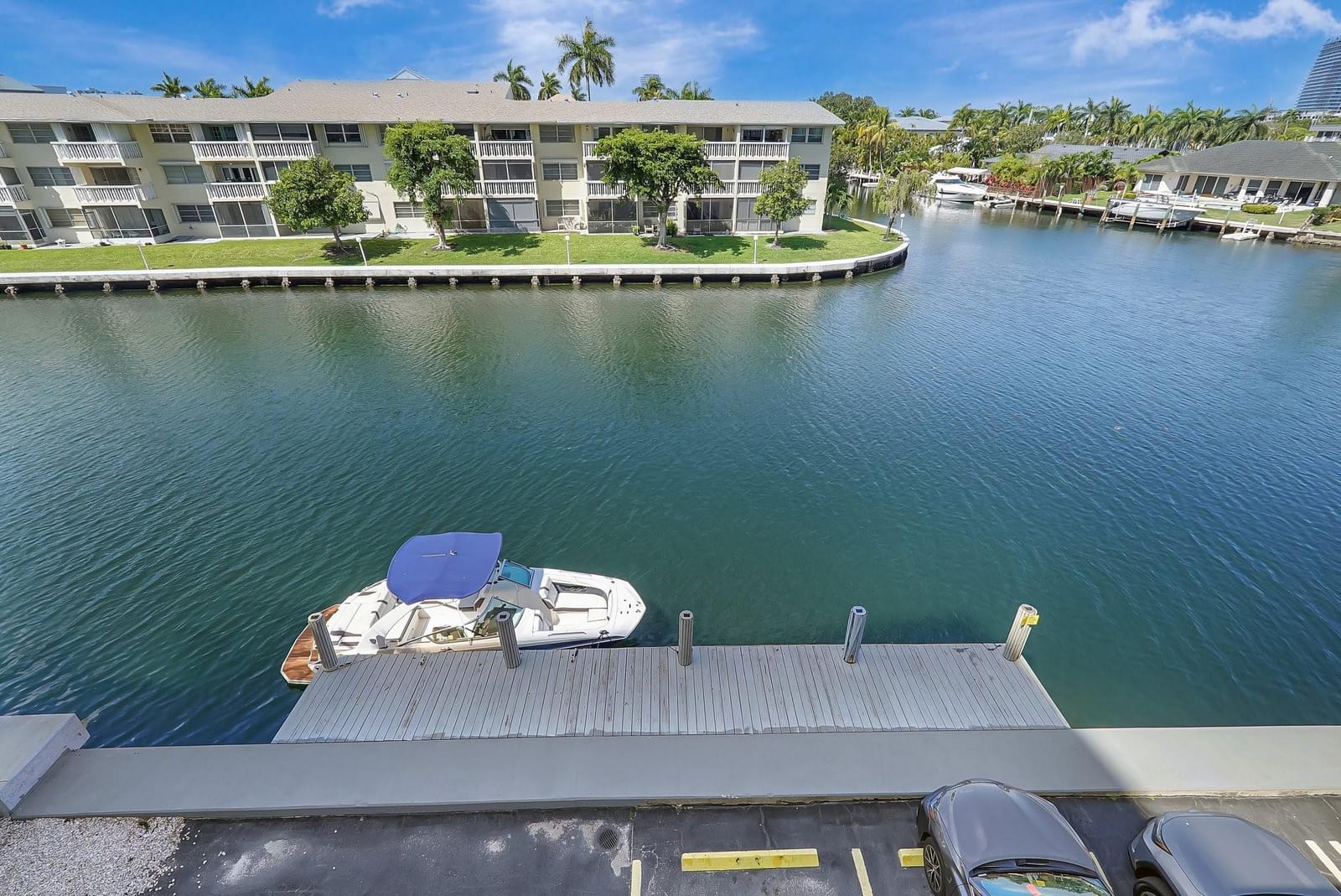 437 Golden Isles Drive 15G, Hallandale Beach, FL 33009 photo 21