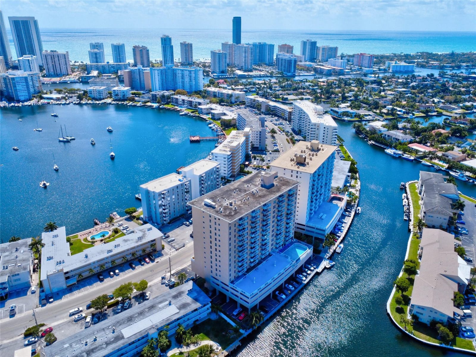 437 Golden Isles Drive 15G, Hallandale Beach, FL 33009 photo 23