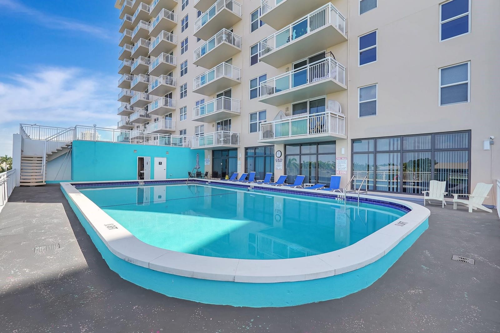 437 Golden Isles Drive 15G, Hallandale Beach, FL 33009 photo 27