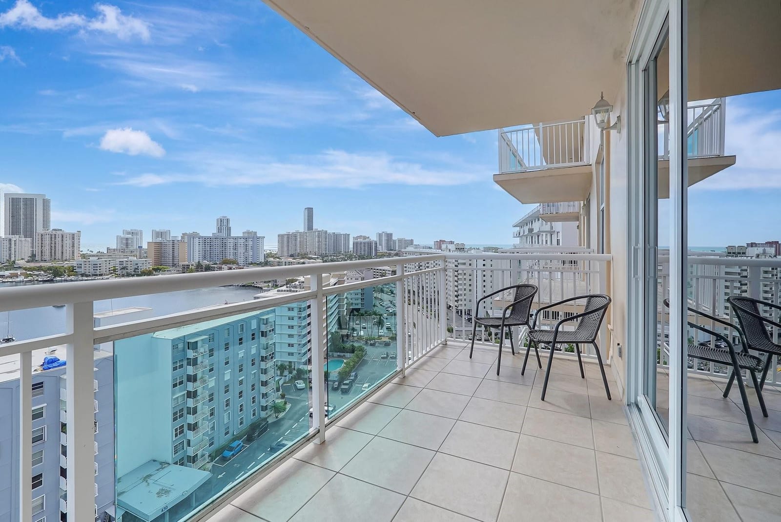 437 Golden Isles Drive 15G, Hallandale Beach, FL 33009 photo 7