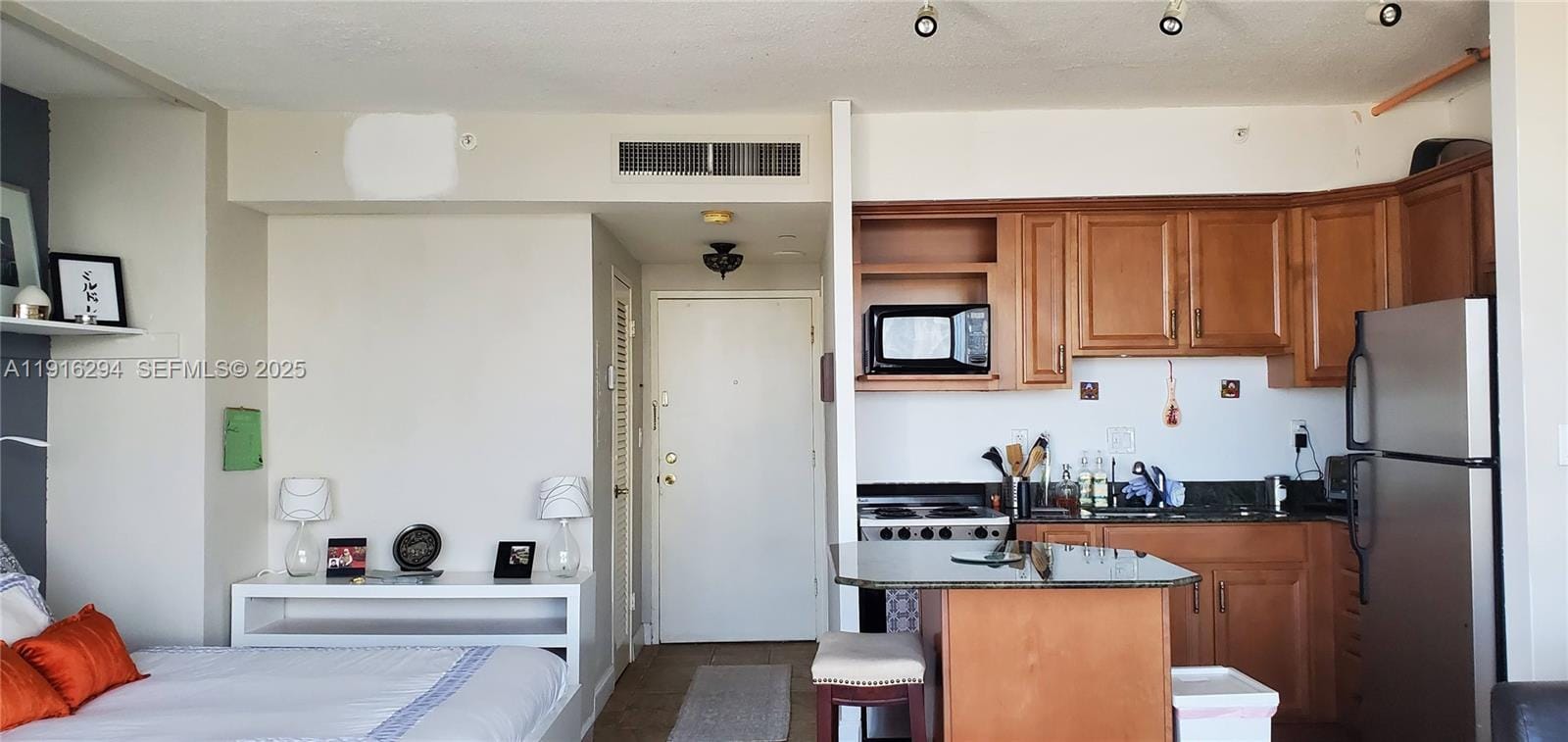 1720 Harrison Street 10G — photo 7