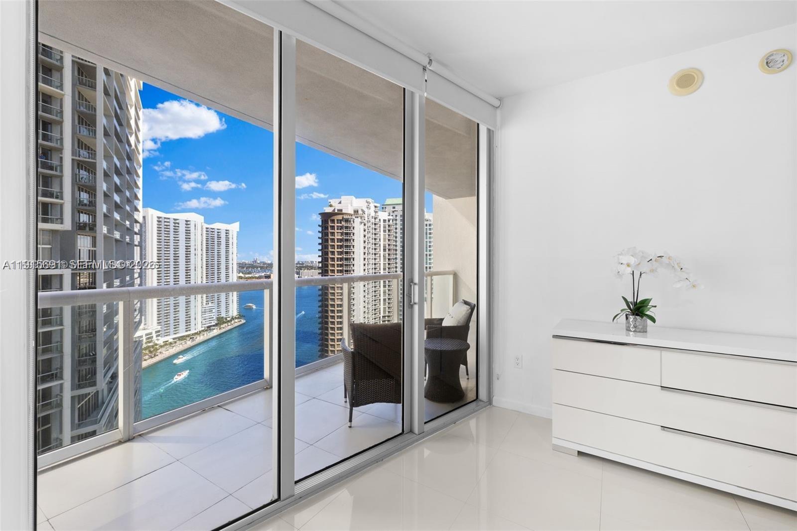 495 Brickell Avenue 2206 — photo 11