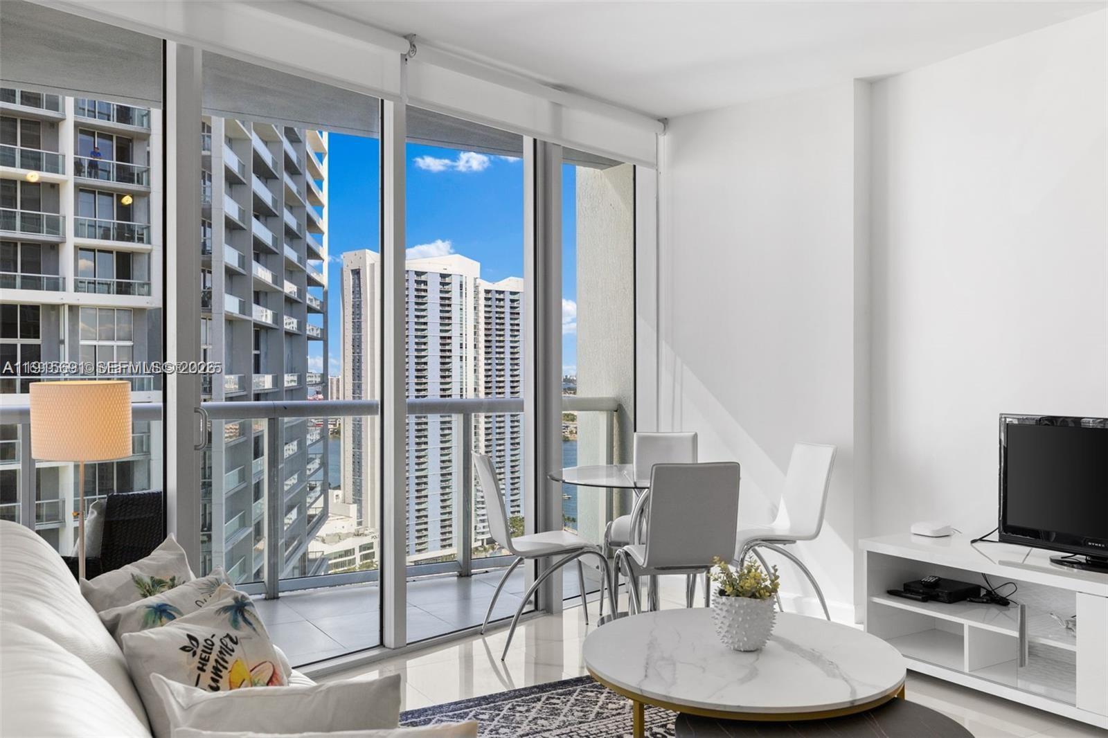 495 Brickell Avenue 2206 — photo 7
