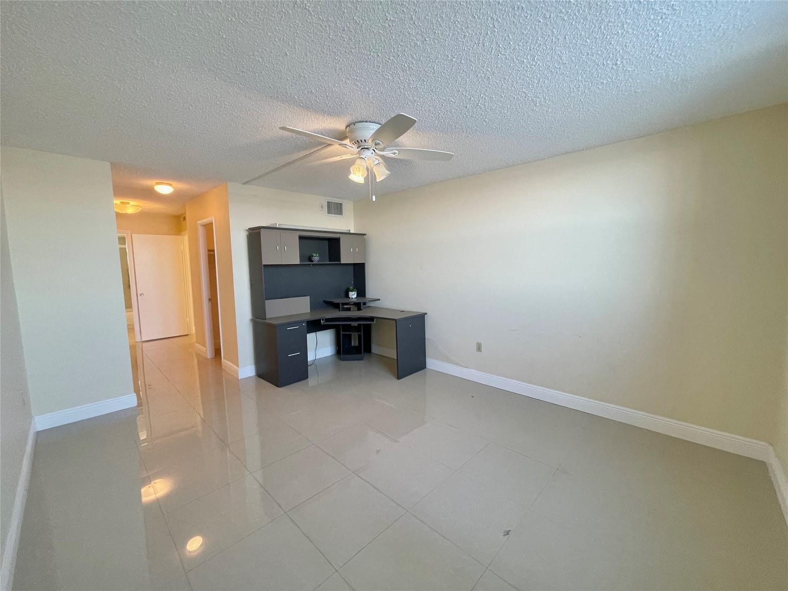 1175 NE Miami Gardens Drive 405, Miami, FL 33179 photo 18