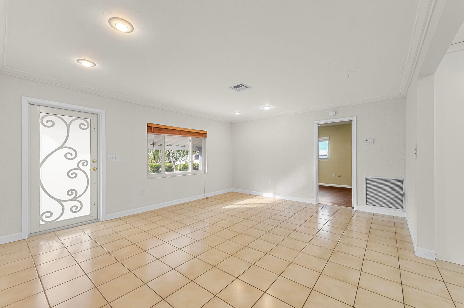 6901 SW 27th Street, Miramar, FL 33023 photo 7