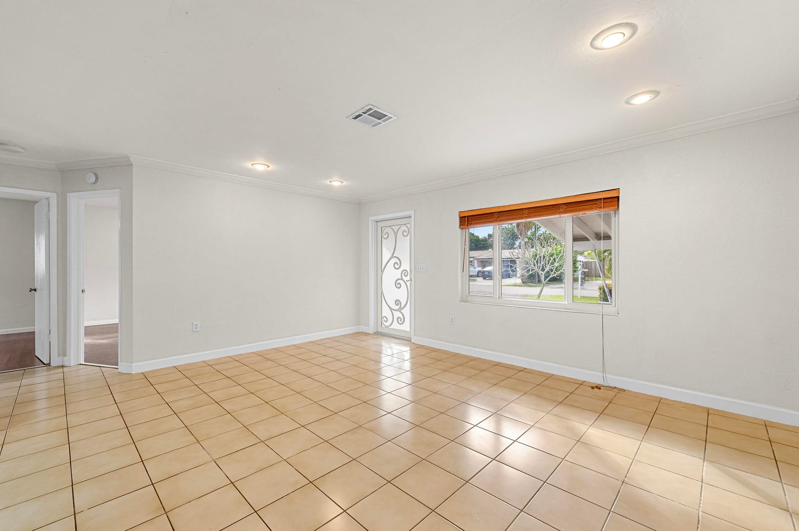 6901 SW 27th Street, Miramar, FL 33023 photo 8