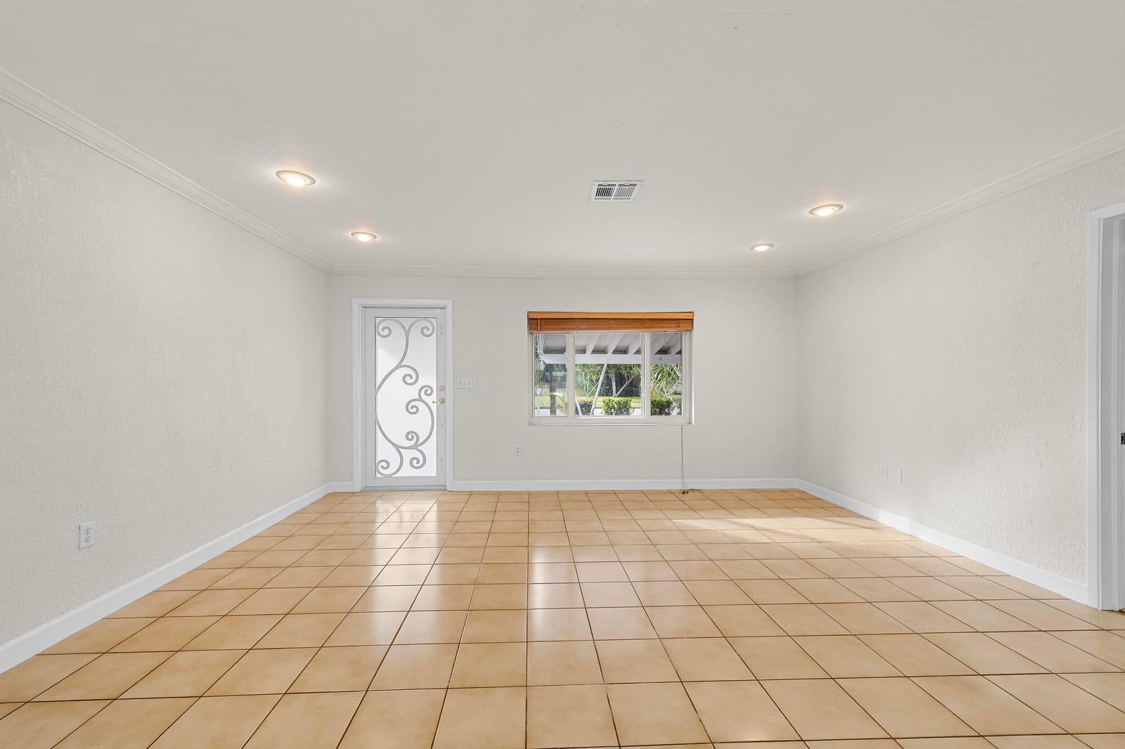 6901 SW 27th Street, Miramar, FL 33023 photo 9