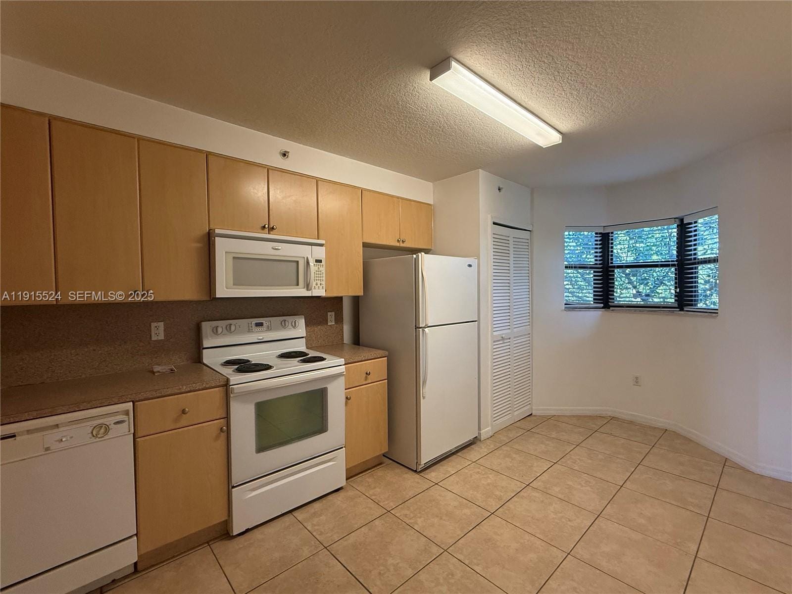 22901 SW 88th Place 205 — photo 3