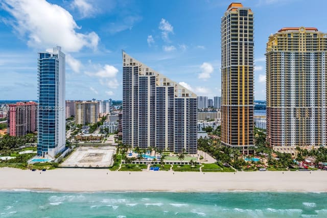17555 Collins Avenue 607, sold in The Pinnacle Condo, Sunny Isles Beach, FL