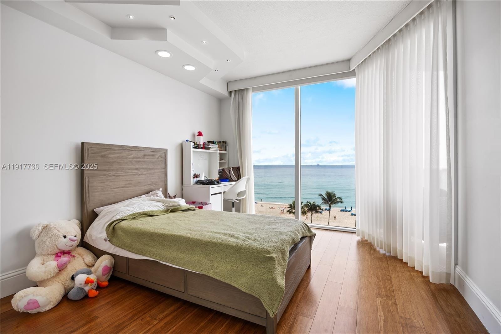 17555 Collins Avenue 607, Sunny Isles Beach, FL 33160 photo 12