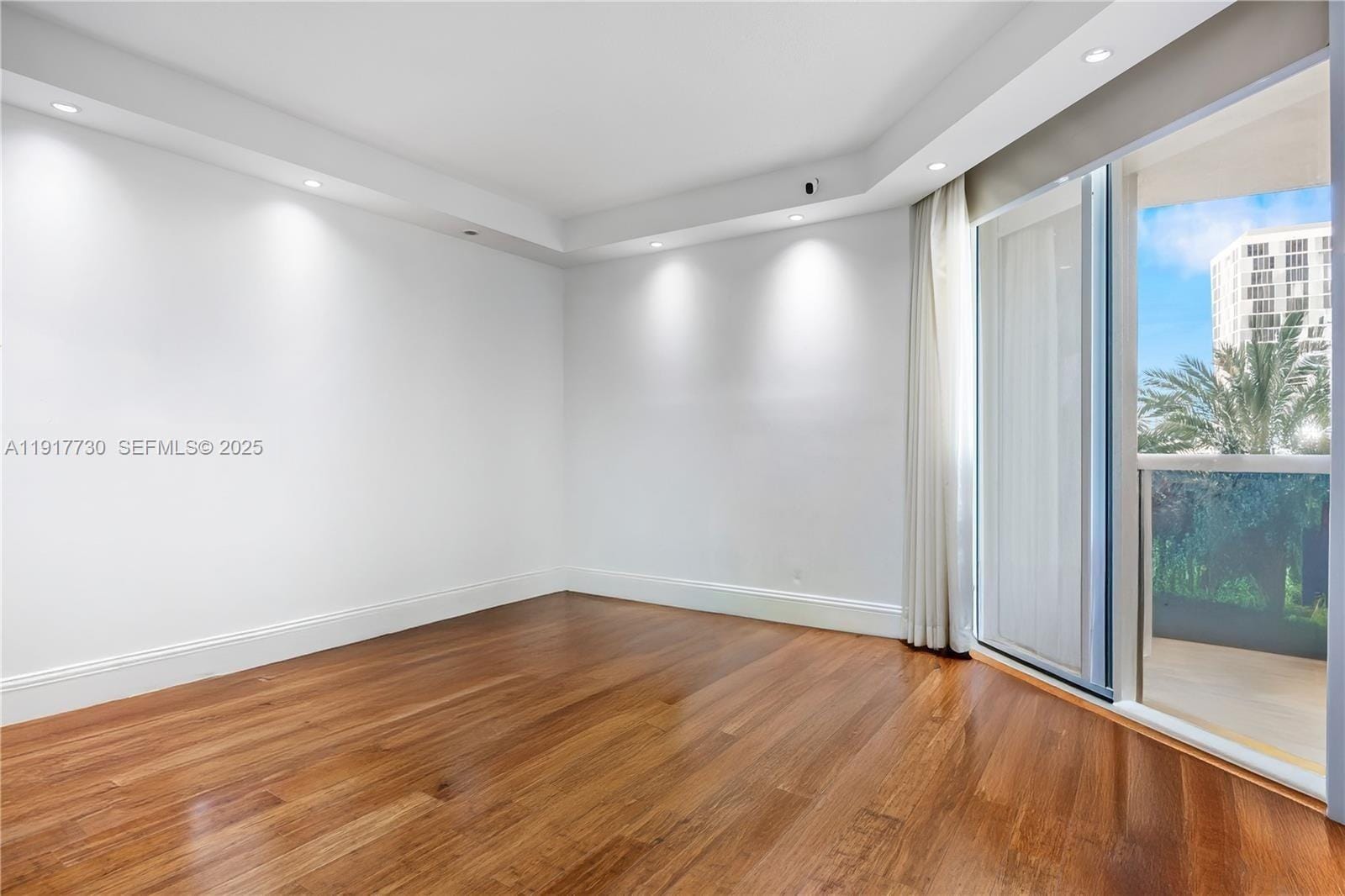 17555 Collins Avenue 607, Sunny Isles Beach, FL 33160 photo 14