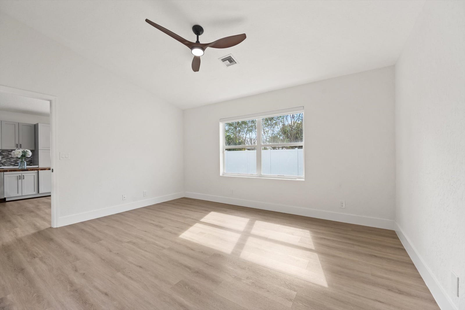 151 Crystal Key Way — photo 7