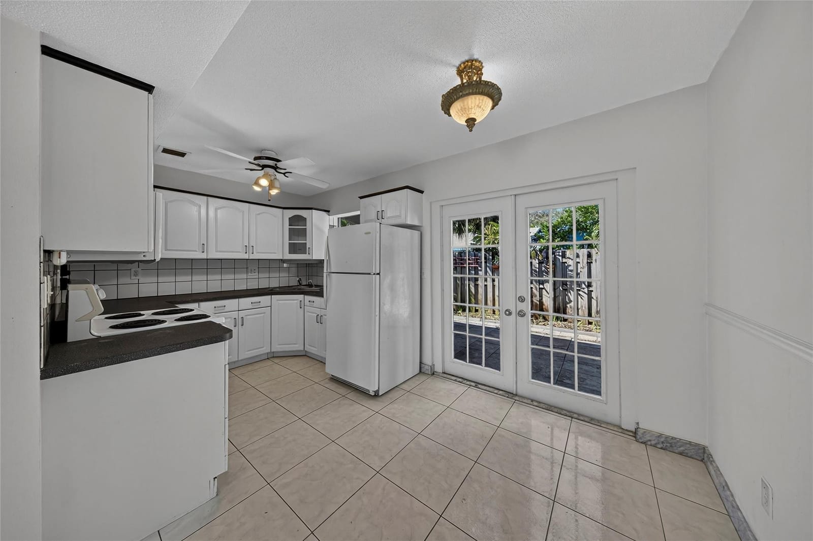 2617 NE 9th Terrace, Wilton Manors, FL 33334 photo 16