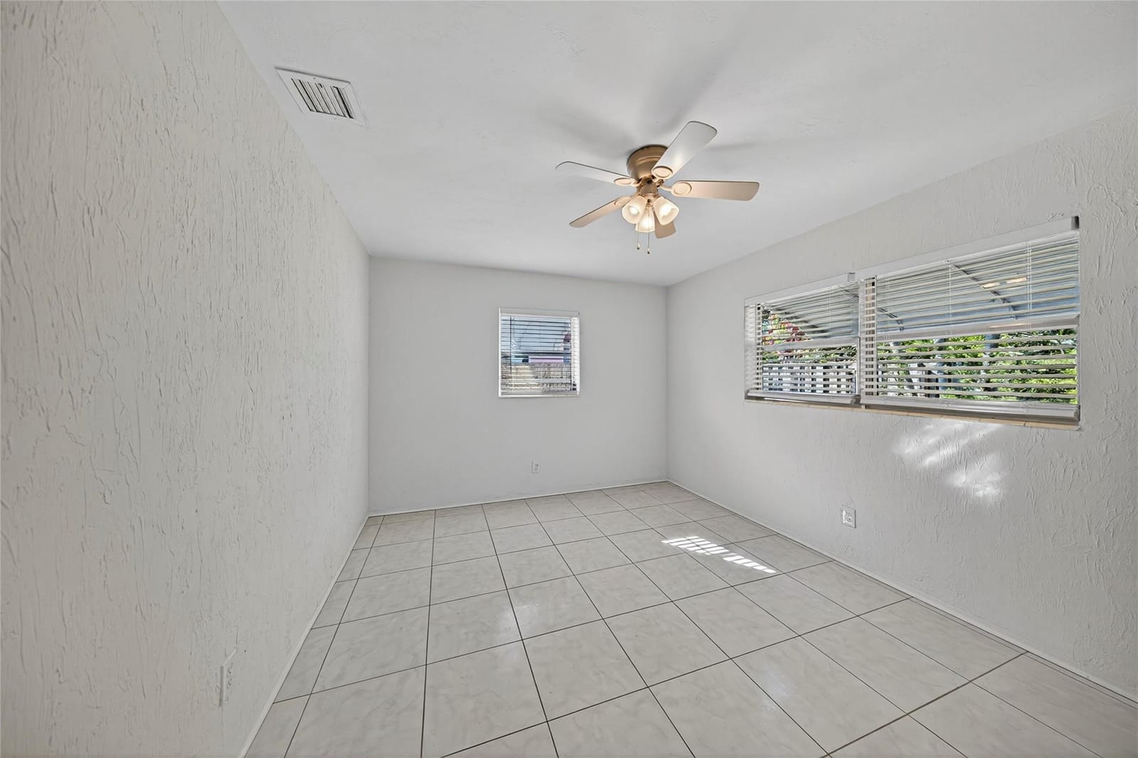 2617 NE 9th Terrace, Wilton Manors, FL 33334 photo 25