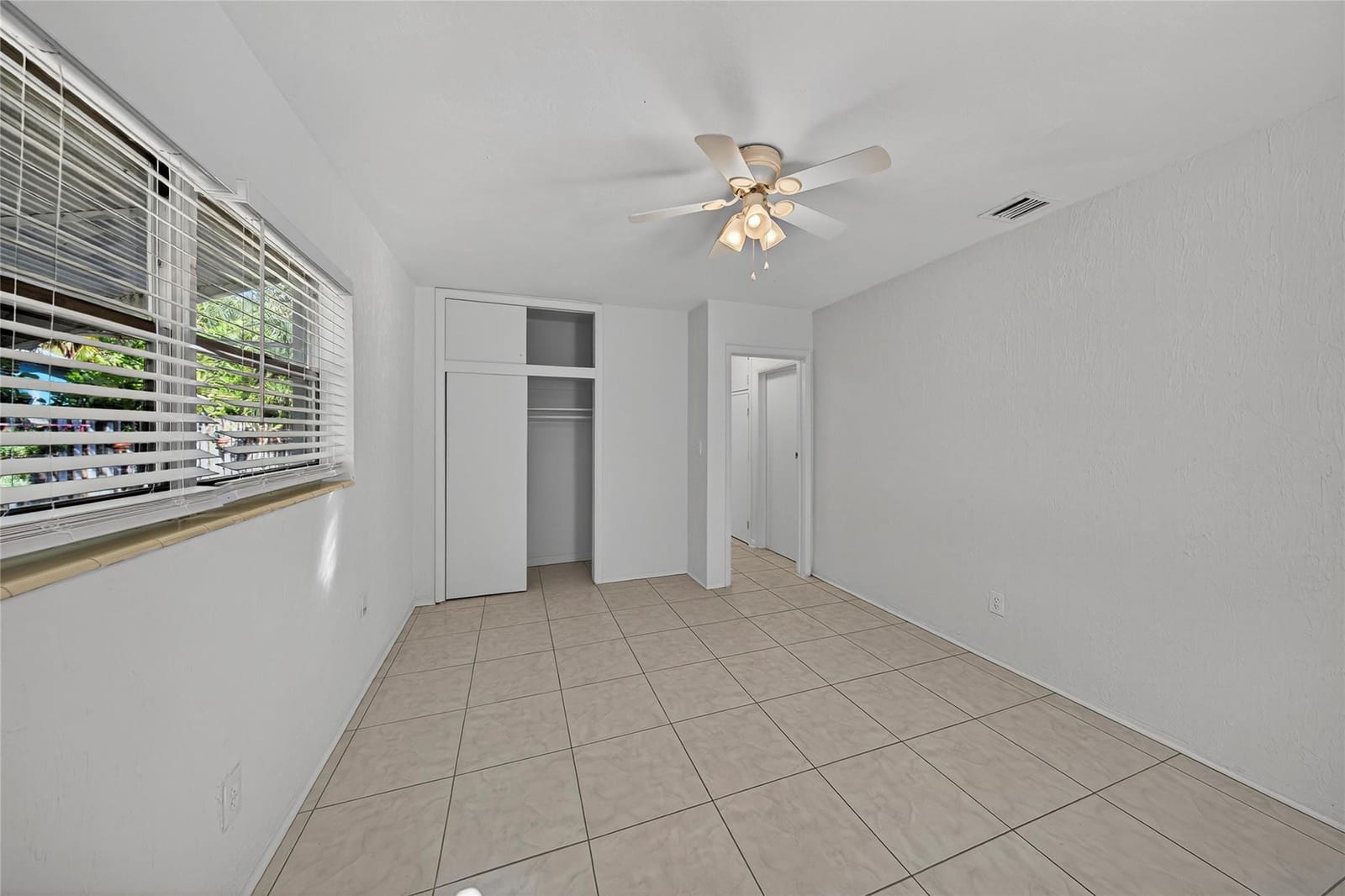 2617 NE 9th Terrace, Wilton Manors, FL 33334 photo 26