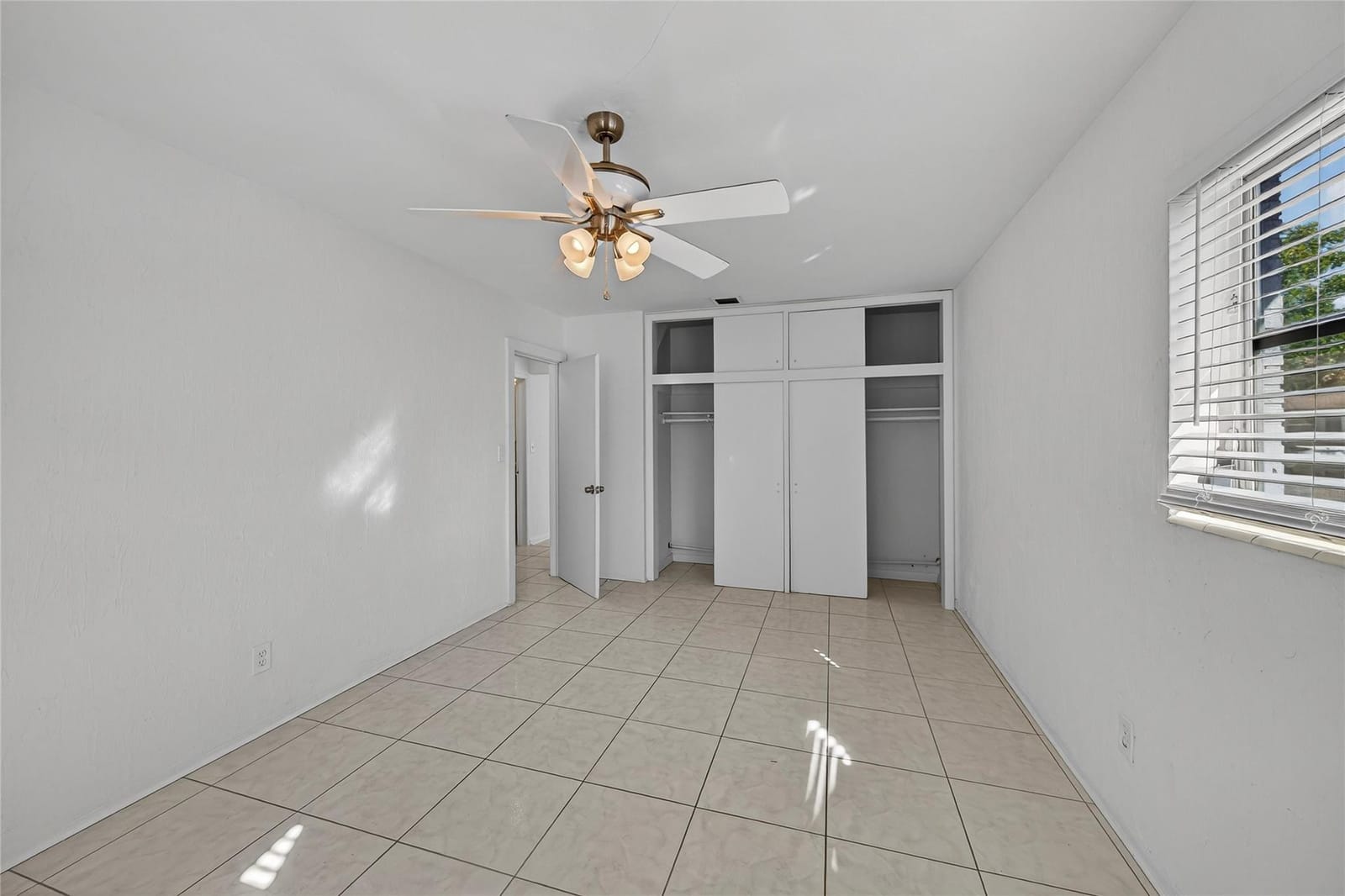 2617 NE 9th Terrace, Wilton Manors, FL 33334 photo 29