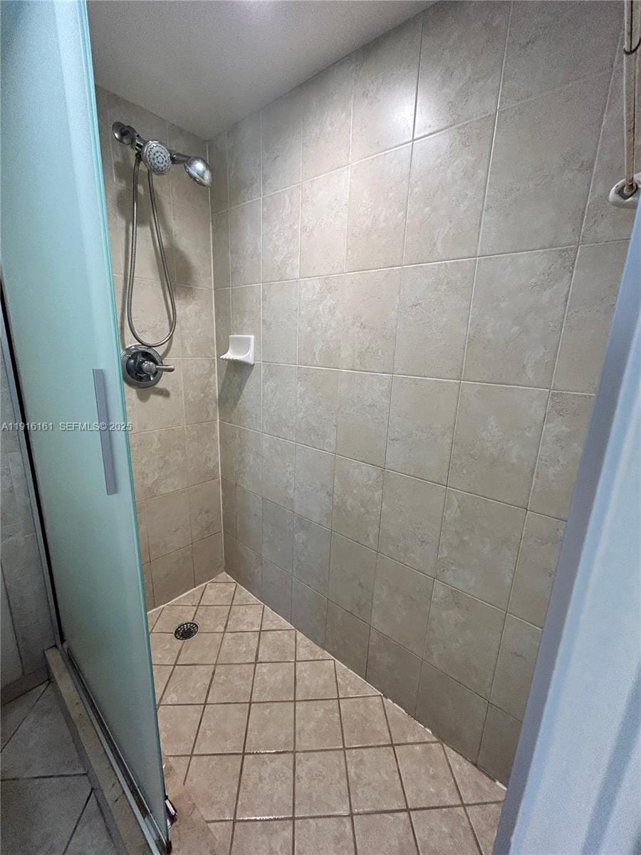 2811 NE 185th Street, Aventura, FL 33180 photo 28