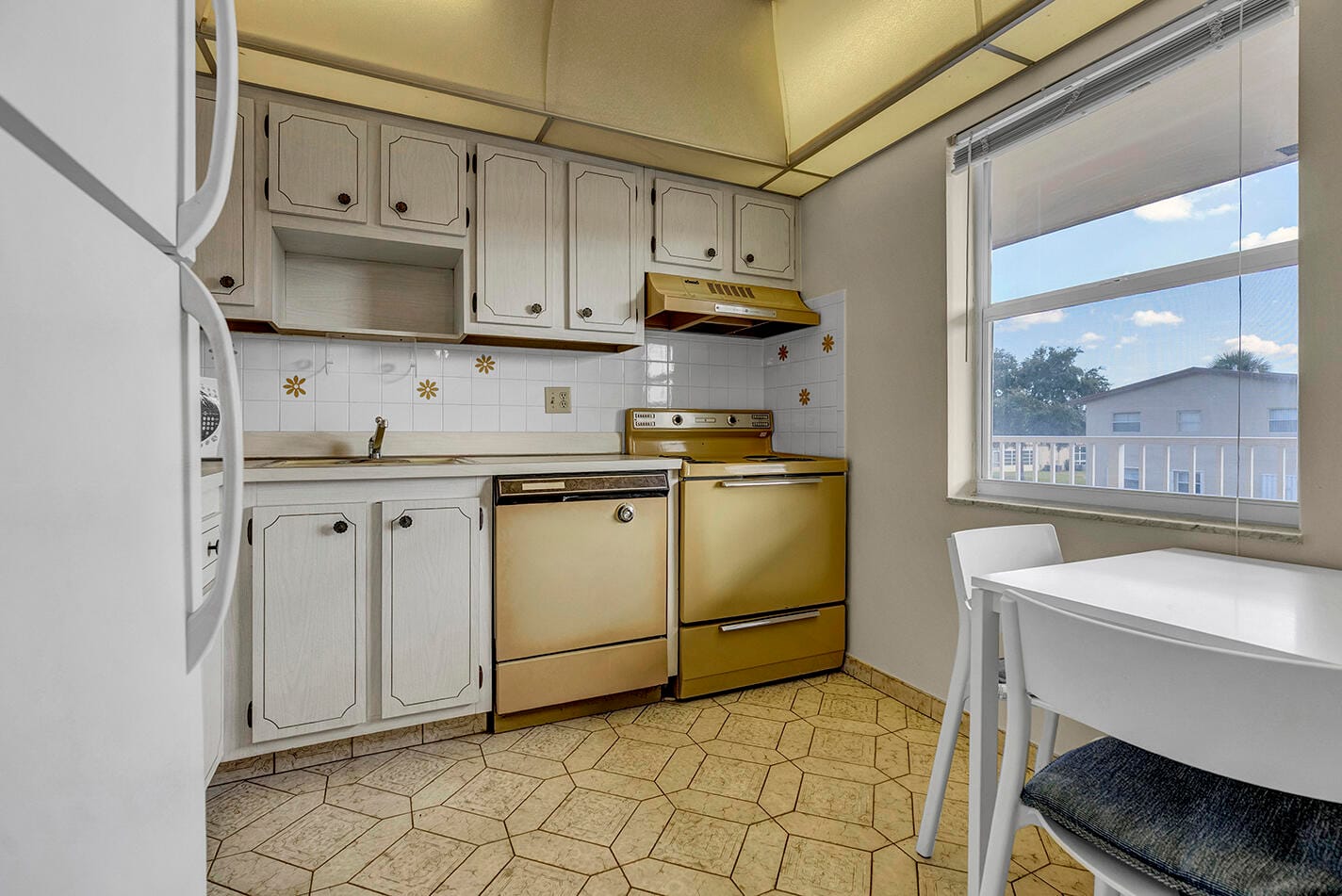 7855 NW 5th Court 203, Margate, FL 33063 photo 4