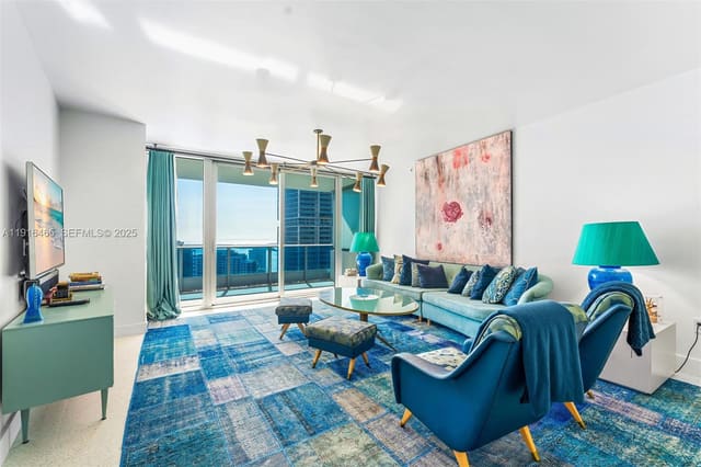 200 Biscayne Boulevard Way 4005, Miami, FL 33131