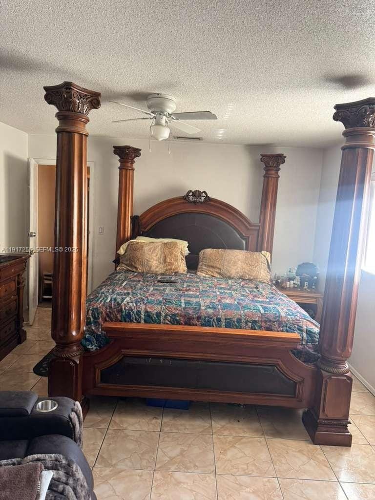 820 SW 49th Terrace — photo 9