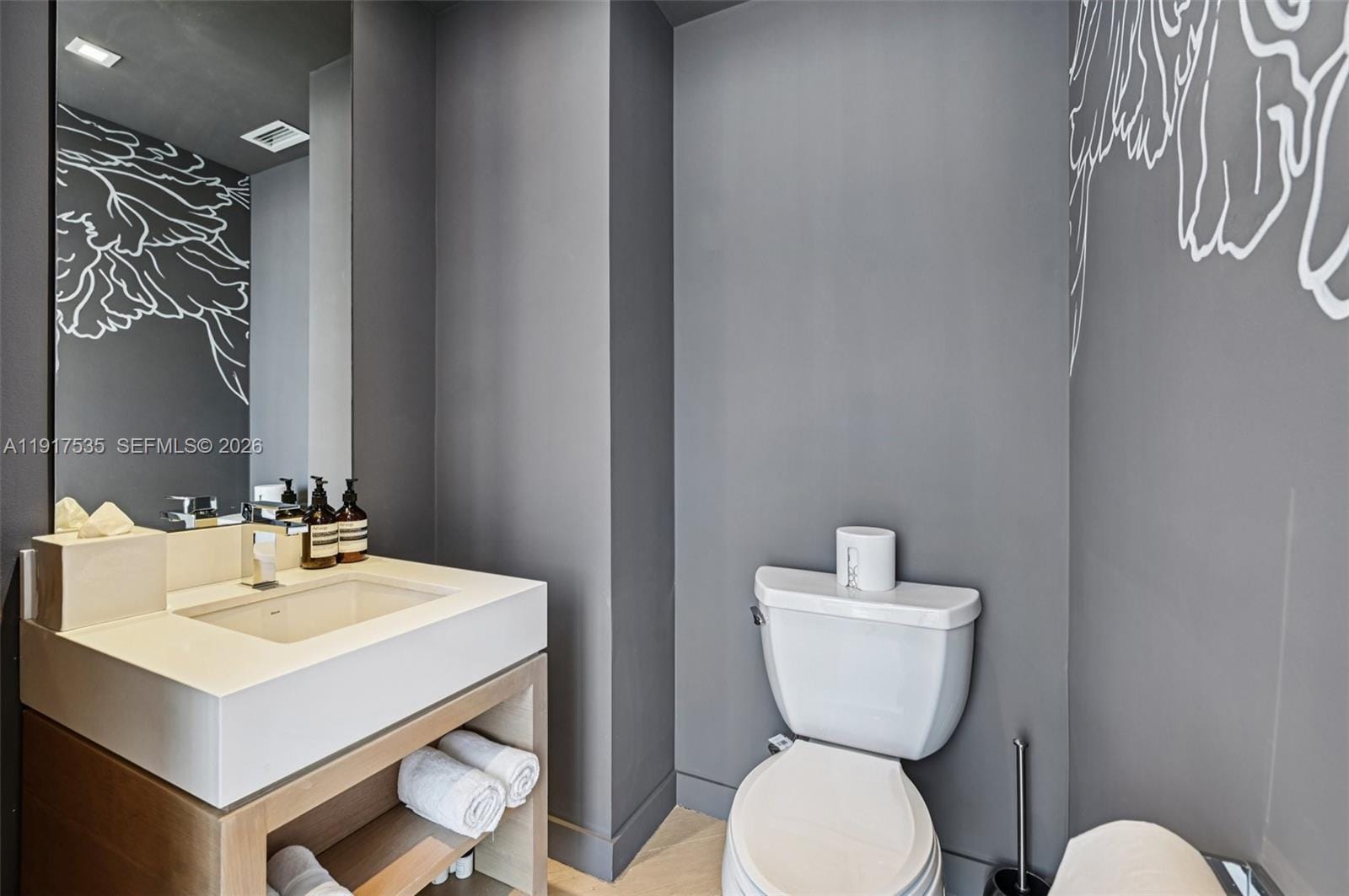 2201 Collins Avenue 401, Miami Beach, FL 33139 photo 13