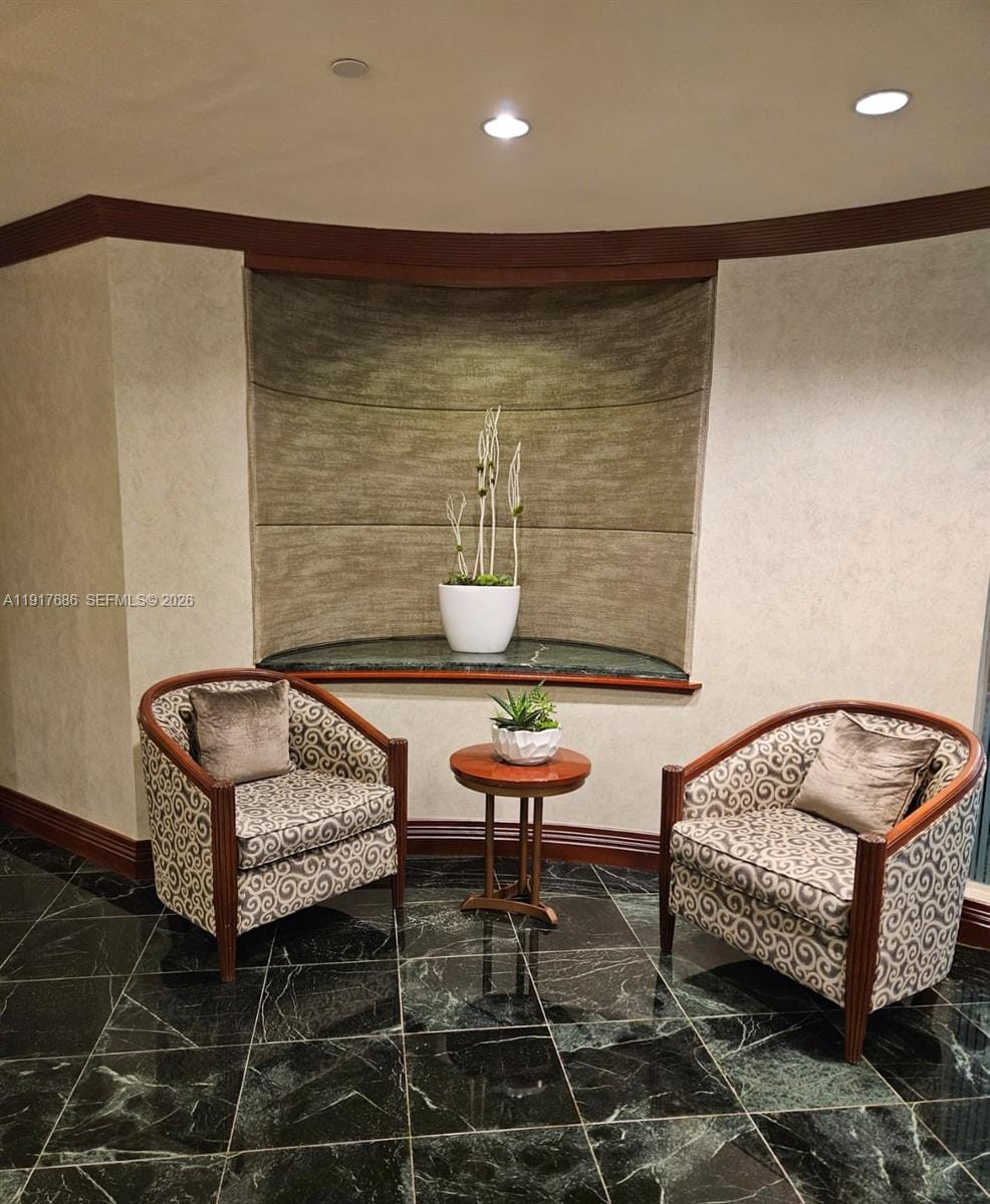 21050 Point Place 501 — photo 4