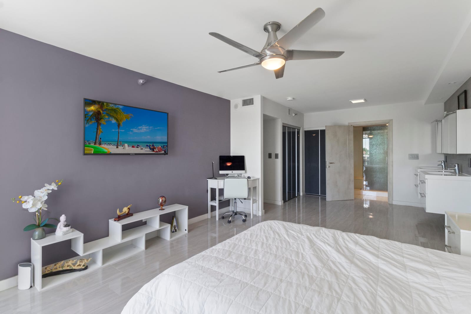 20515 E Country Club Drive 345, Aventura, FL 33180 photo 21