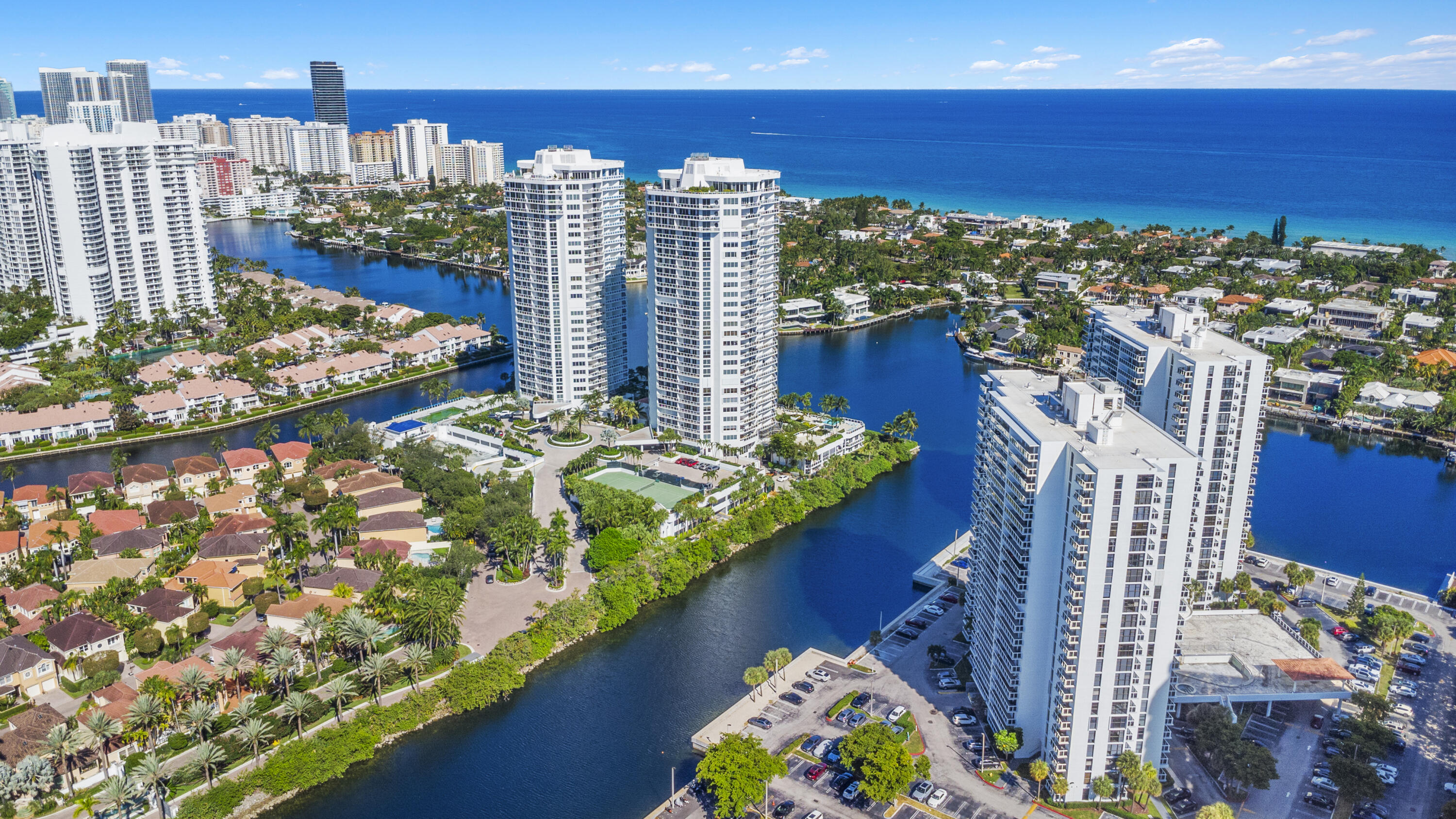 20515 E Country Club Drive 345, Aventura, FL 33180, Aventura