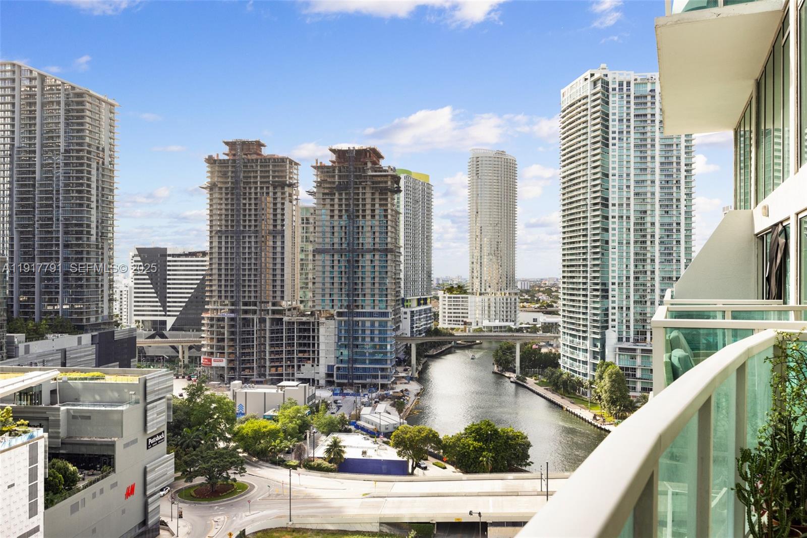 41 SE 5th Street 1210, Miami, FL 33131, Miami