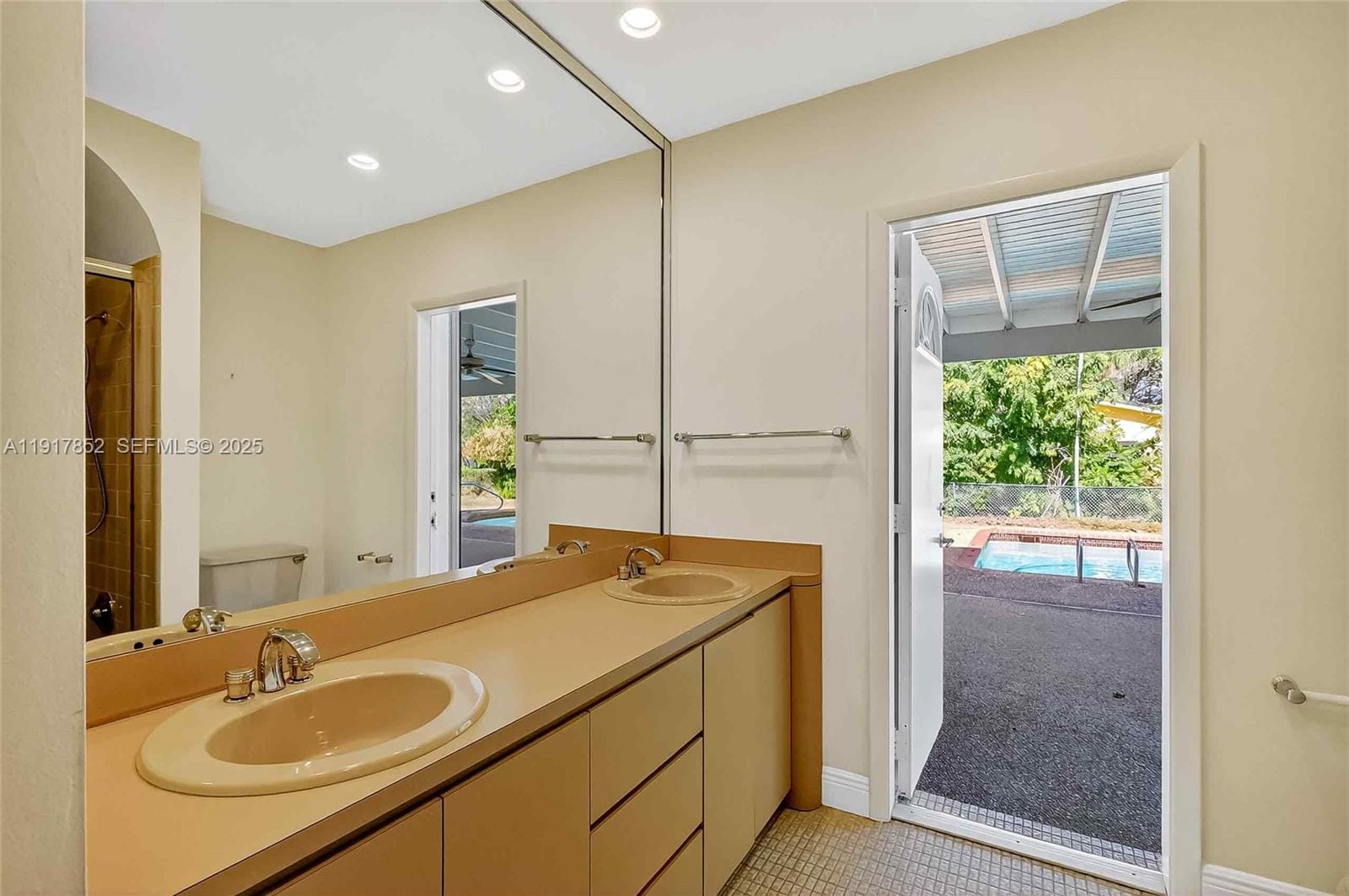 10101 SW 138th Street, Miami, FL 33176 photo 18