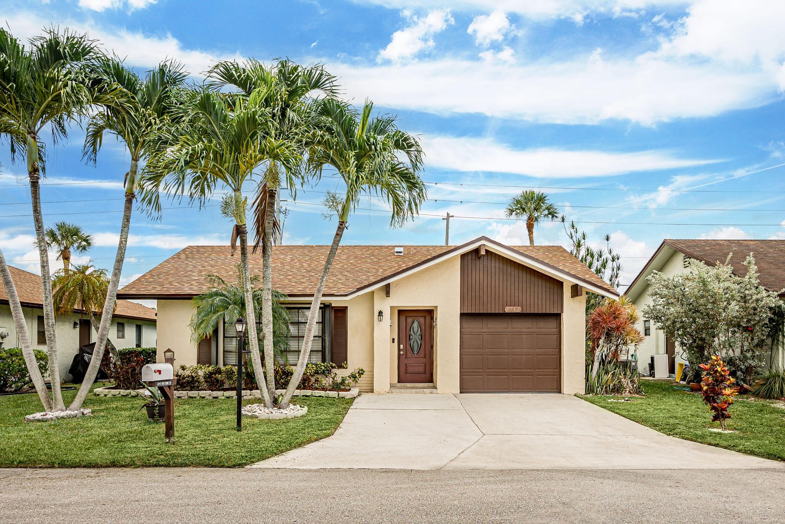 6247 Red Cedar Circle, Greenacres, FL 33463