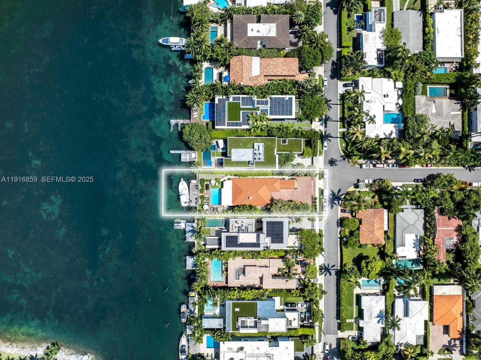460 W Dilido Drive, Miami Beach, FL 33139 photo 2